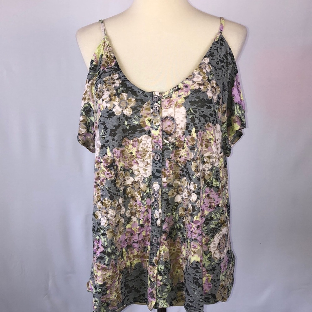 Urban Outfitters Kimchi Blue Cold Shoulder Flowy Boho Floral Top - Size Small